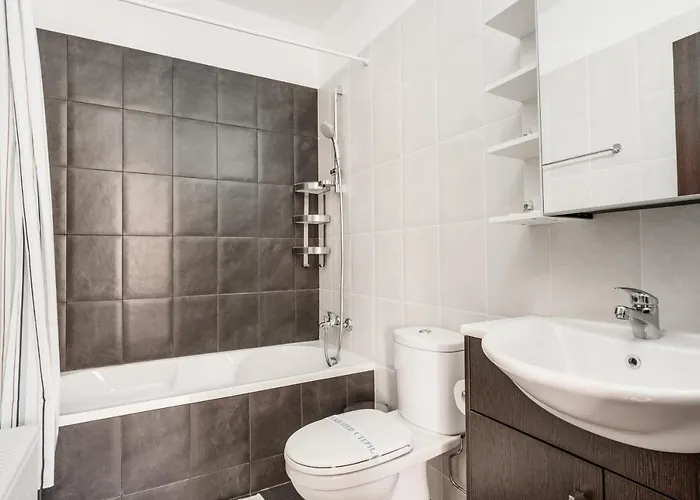 Lovely 2 Bedroom Family W/ Pool アパート