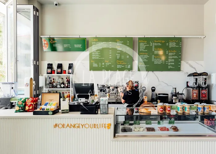 Lovely 2 Bedroom Family W/ Pool Lägenhet Protaras