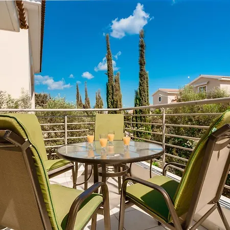 Lovely 2 Bedroom Family W/ Pool * Protaras