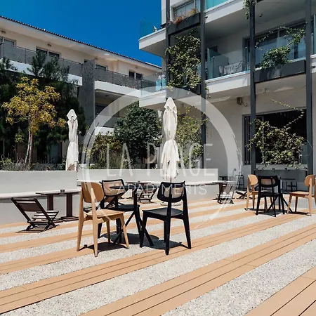 Lovely 2 Bedroom Family W/ Pool Apartmán