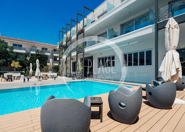 Apartmán Lovely 2 Bedroom Family W/ Pool