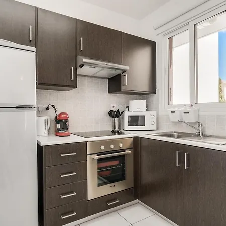 Appartement Lovely 2 Bedroom Family W/ Pool